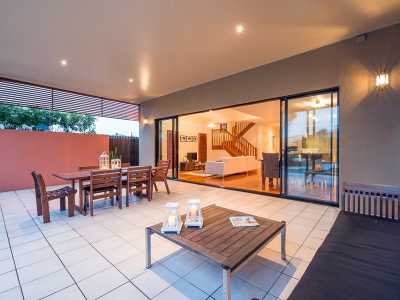 203 Agnew Street, Morningside QLD 4170