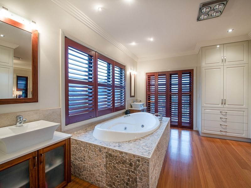 203 Agnew Street, Morningside QLD 4170