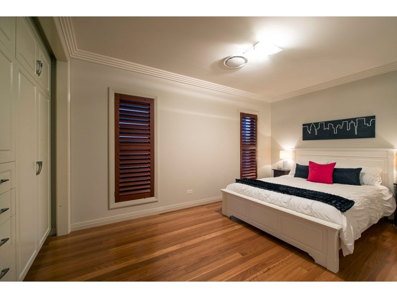 203 Agnew Street, Morningside QLD 4170