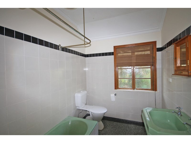 34 Barton Parade, Balmoral QLD 4171