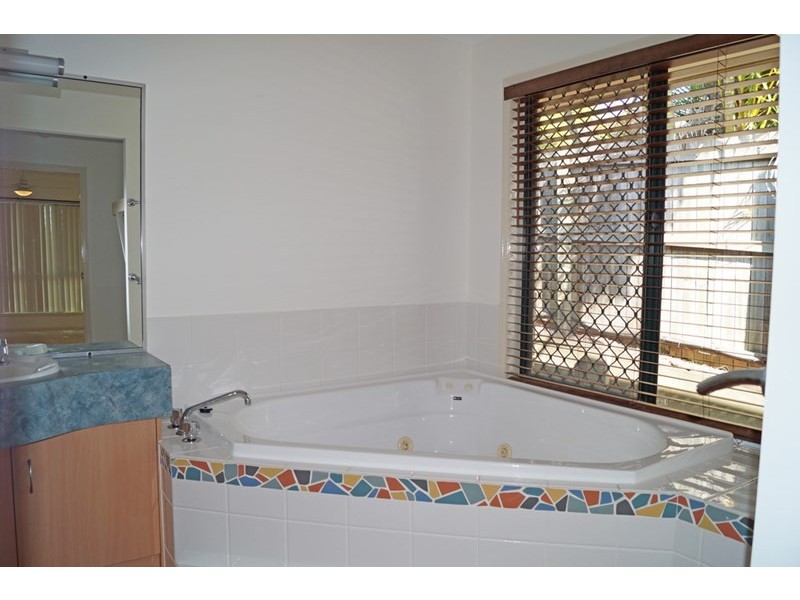 22 Cotswold Street, Wishart QLD 4122