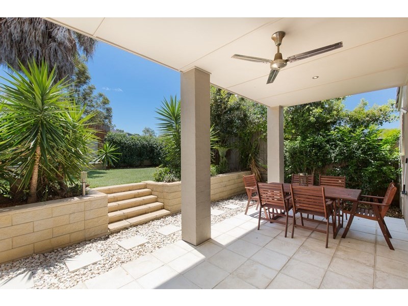 30 Melbourne Avenue, Camp Hill QLD 4152