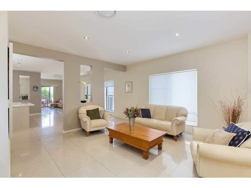 30 Melbourne Avenue, Camp Hill QLD 4152