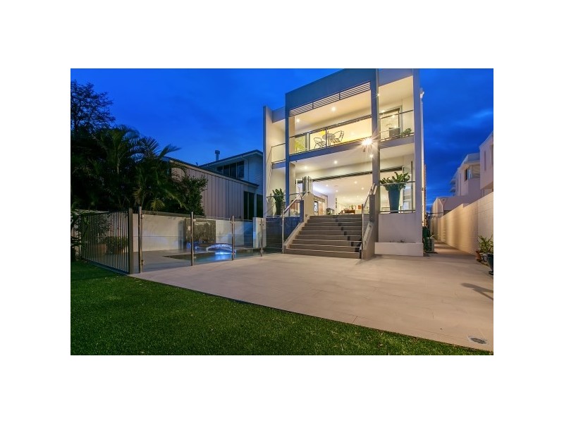 59 McConnell Street, Bulimba QLD 4171