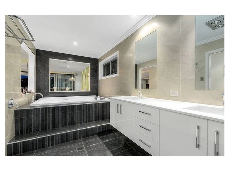 59 McConnell Street, Bulimba QLD 4171