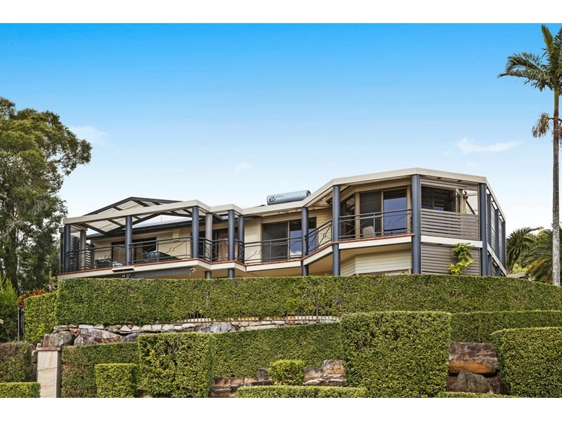 1 Pine Mountain Court, Carina Heights QLD 4152