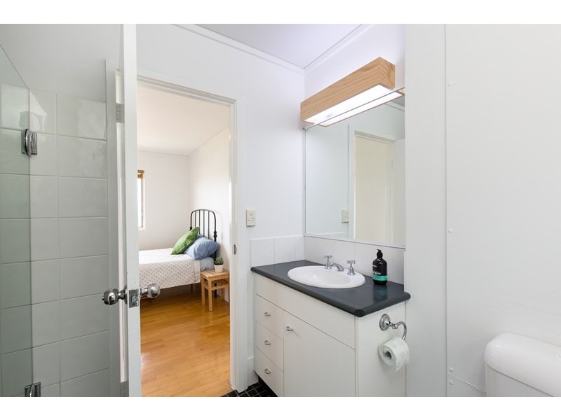 28/2 Gertrude Street, Highgate Hill QLD 4101