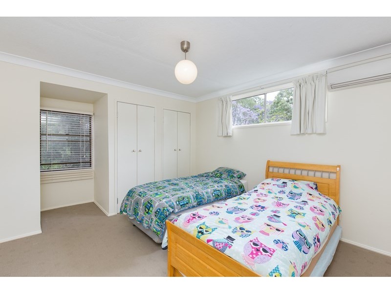 10 Langham Street, Tarragindi QLD 4121