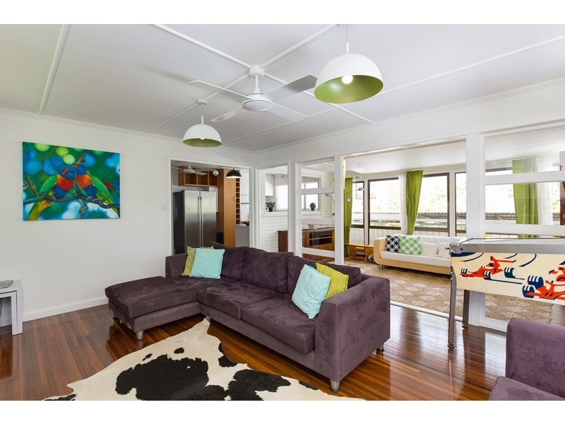 9 Cecile Street, Balmoral QLD 4171