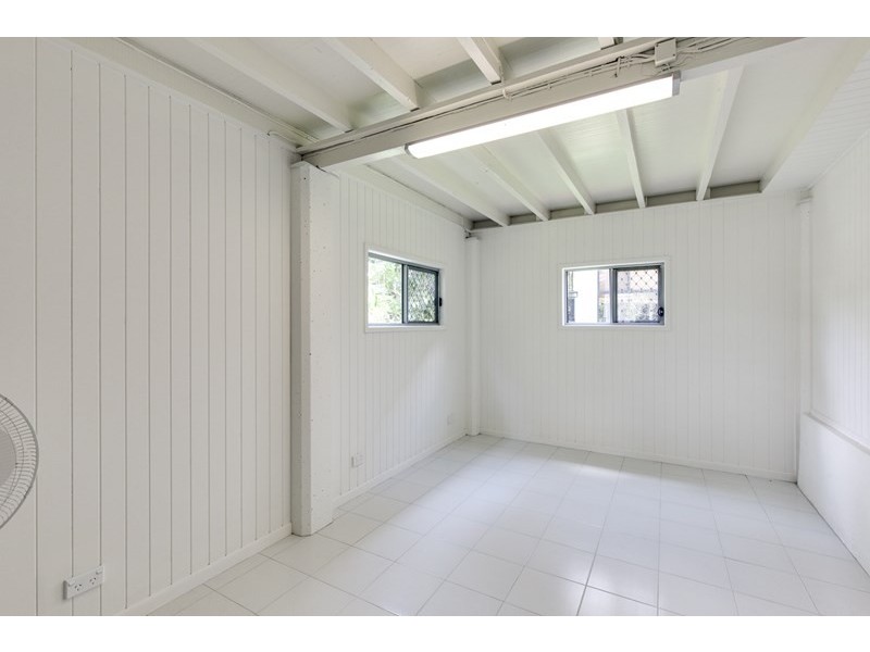 9 Cecile Street, Balmoral QLD 4171