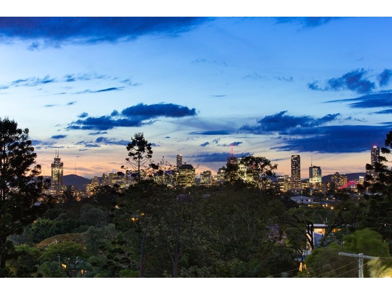 35 Majestic Outlook, Seven Hills QLD 4170
