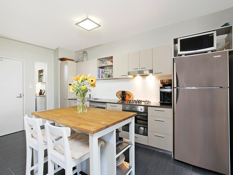 11/18 Riverbend Place, Bulimba QLD 4171