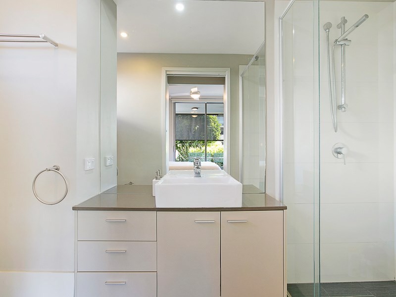 11/18 Riverbend Place, Bulimba QLD 4171