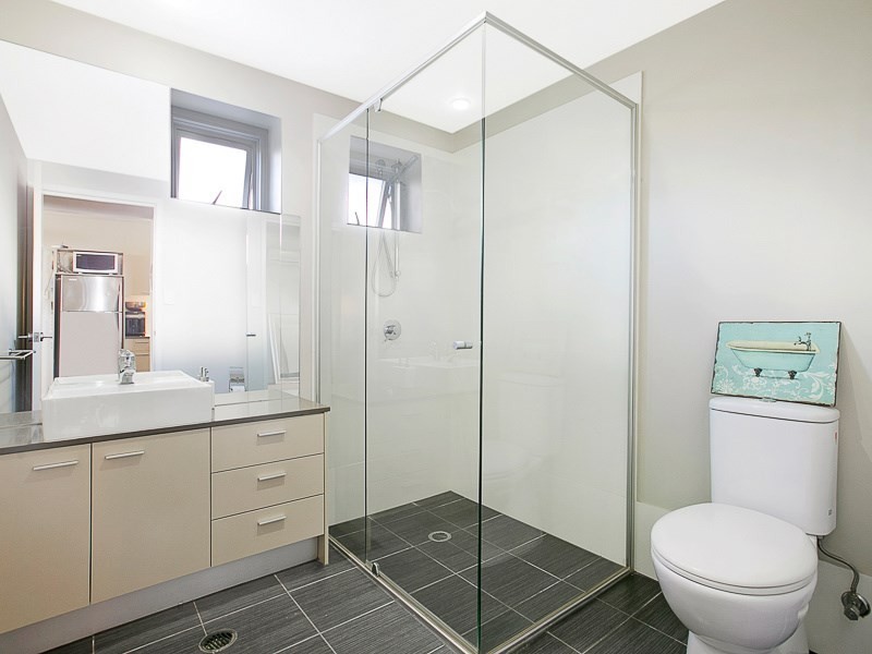 11/18 Riverbend Place, Bulimba QLD 4171