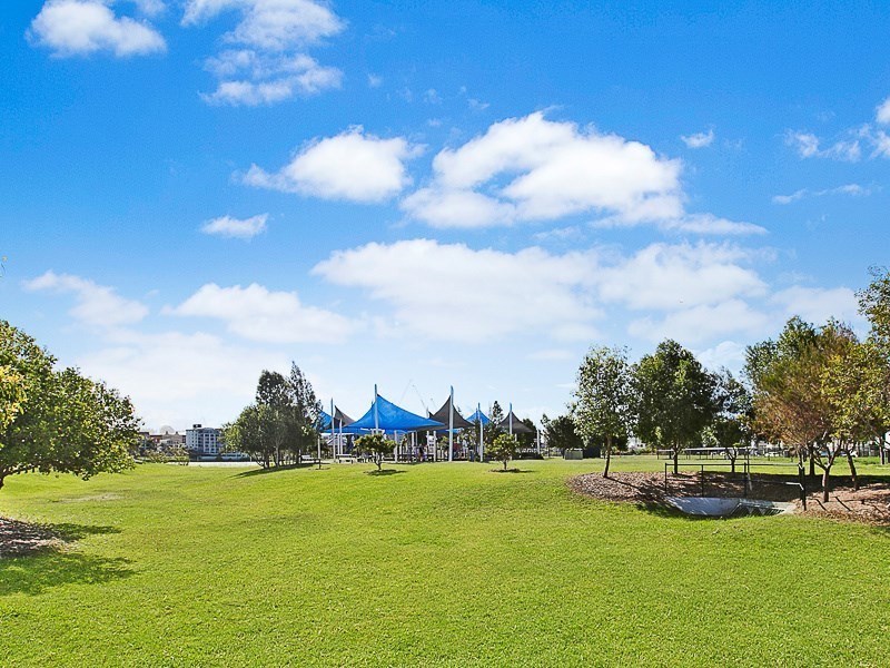 11/18 Riverbend Place, Bulimba QLD 4171