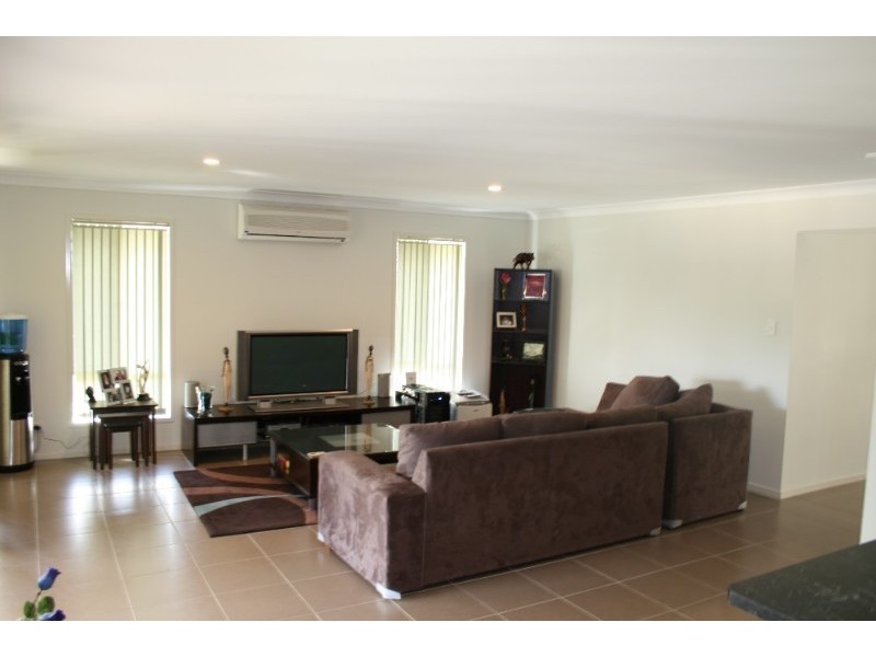 27 Pelsart Place, Drewvale QLD 4116