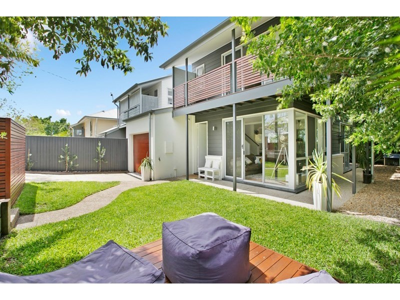 10 Leura Avenue, Hawthorne QLD 4171