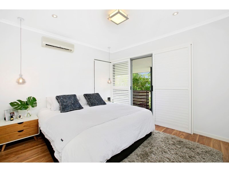 10 Leura Avenue, Hawthorne QLD 4171