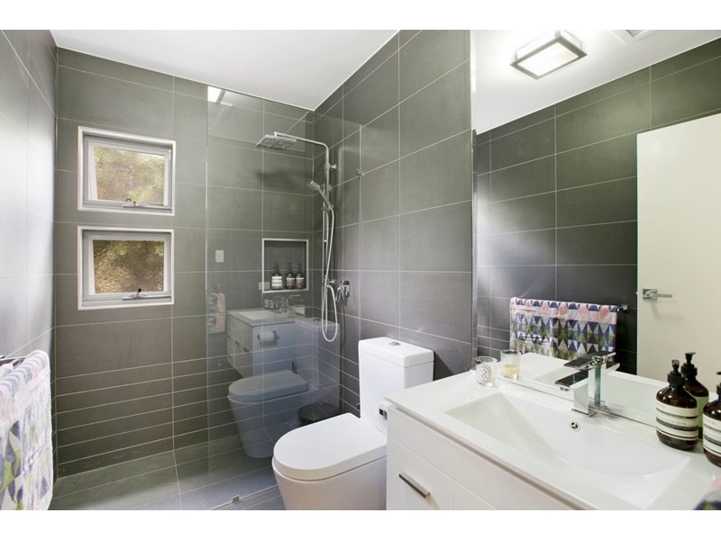 10 Leura Avenue, Hawthorne QLD 4171