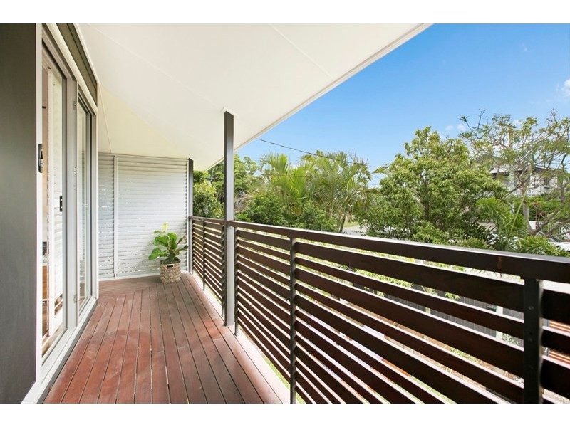 10 Leura Avenue, Hawthorne QLD 4171