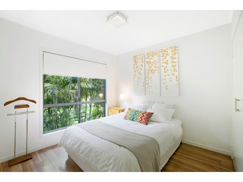 10 Leura Avenue, Hawthorne QLD 4171