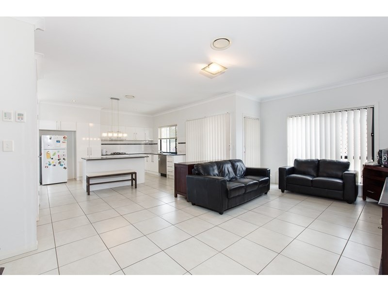 5 Village Circuit, Murarrie QLD 4172