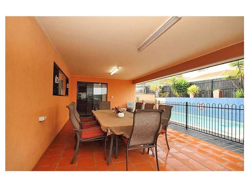 3 Chichester Court, Carindale QLD 4152