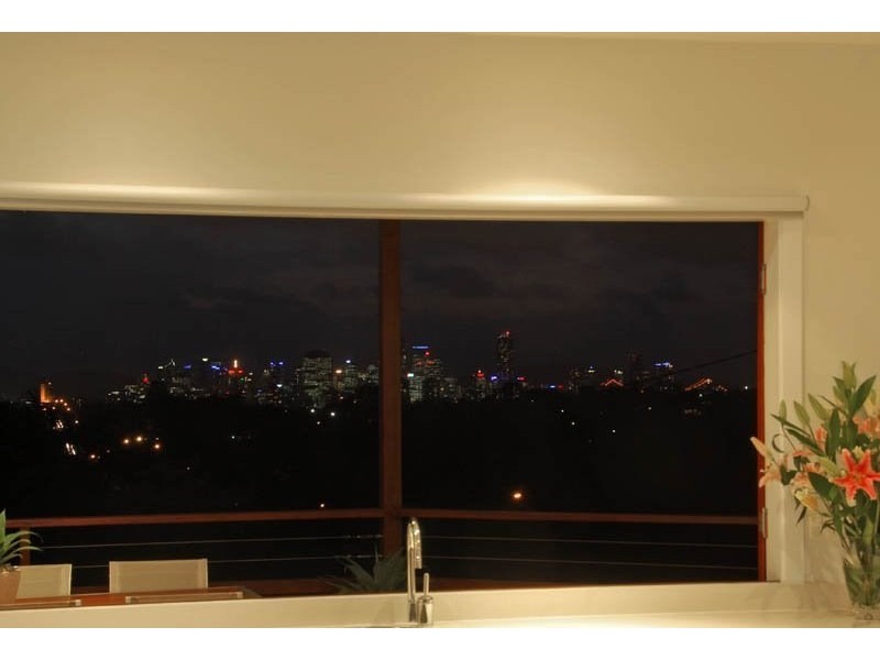 16 Russell Avenue, Norman Park QLD 4170