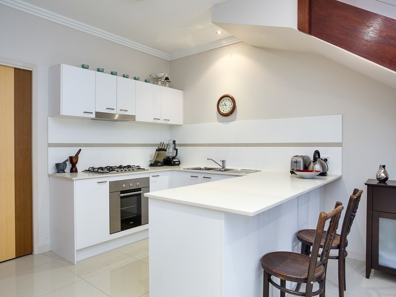 2/381 Bennetts Road, Norman Park QLD 4170