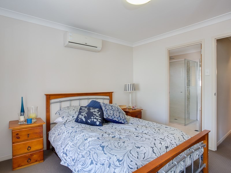 2/381 Bennetts Road, Norman Park QLD 4170