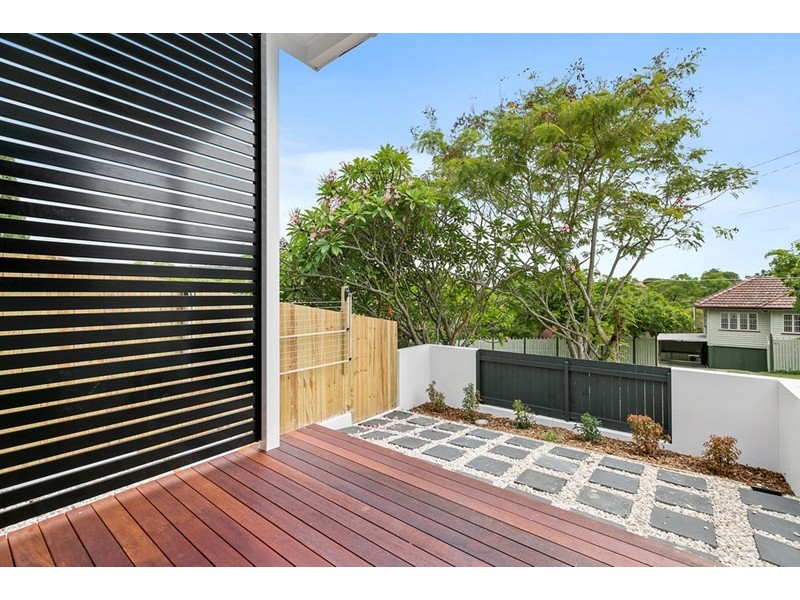 2/41 East Street, Camp Hill QLD 4152