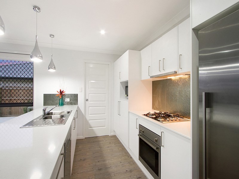 10 Riverstone Avenue, Logan Reserve QLD 4133