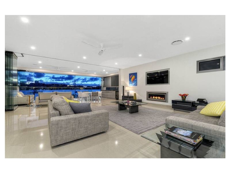 36 Quay Street, Bulimba QLD 4171