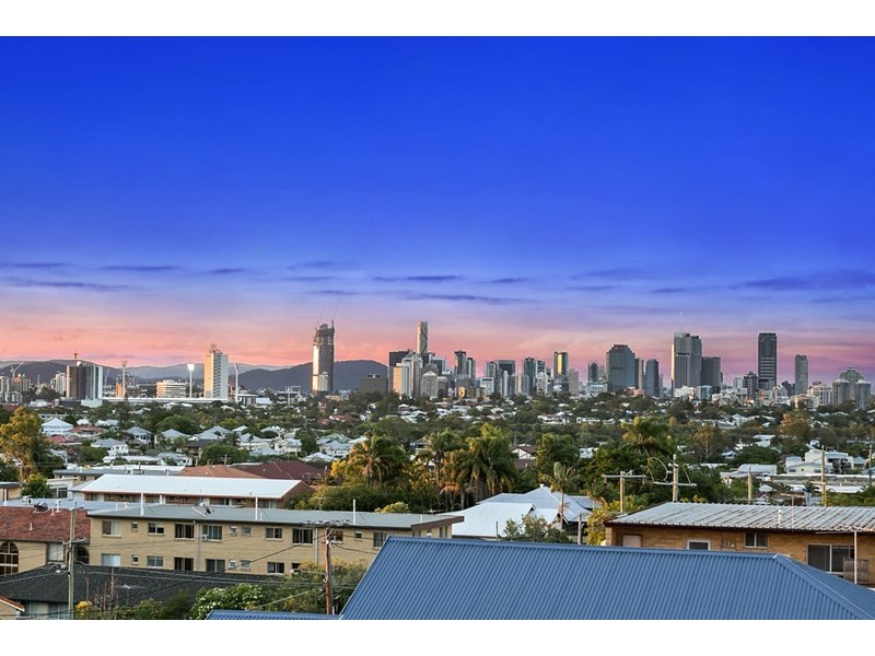 52B Amelia Street, Coorparoo QLD 4151