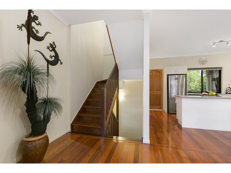 52B Amelia Street, Coorparoo QLD 4151