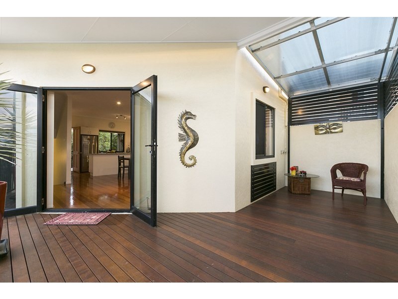 52B Amelia Street, Coorparoo QLD 4151