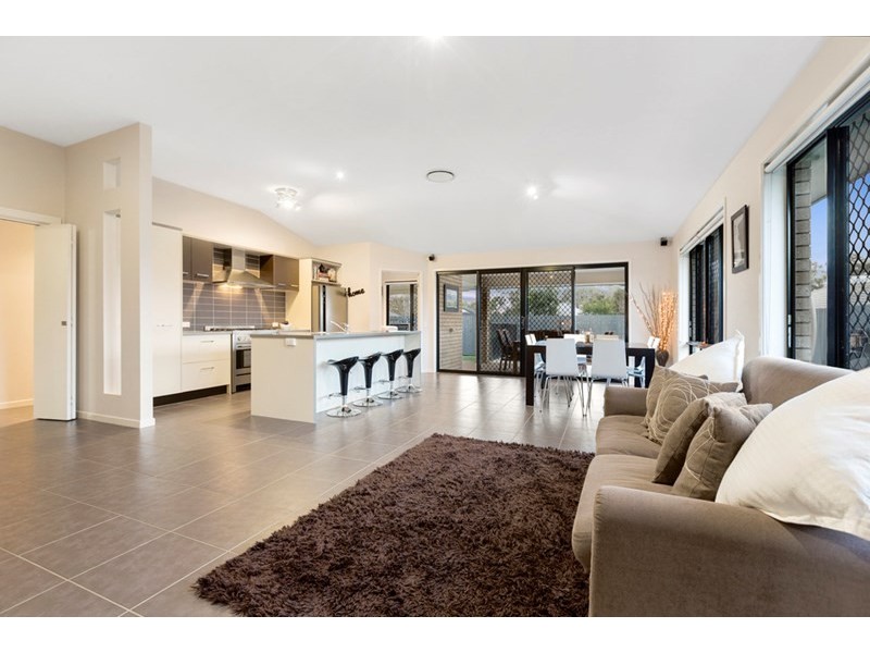 36A Crawford Road, Wynnum West QLD 4178