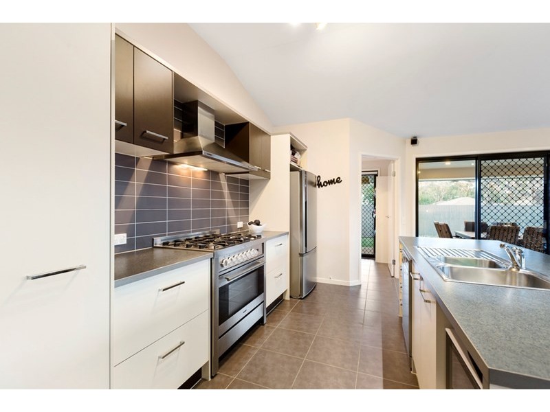 36A Crawford Road, Wynnum West QLD 4178