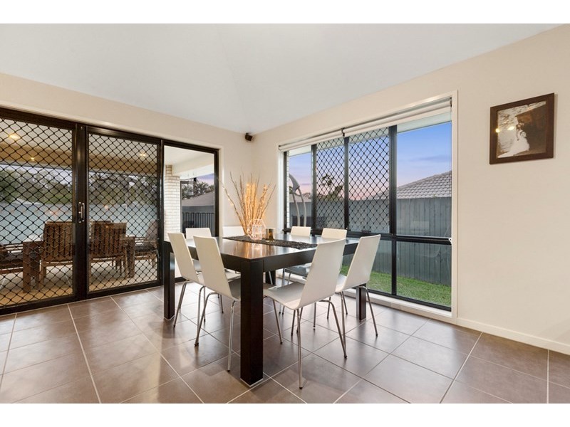 36A Crawford Road, Wynnum West QLD 4178