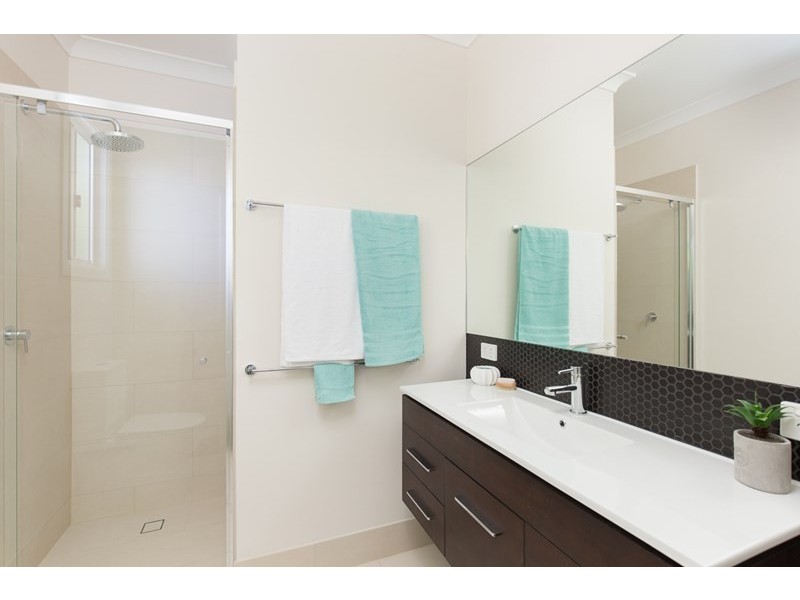 2 and 3-34 Aubigny Street, Annerley QLD 4103