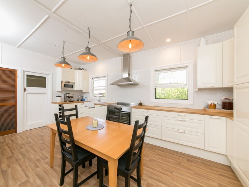 9 Clare Road, Rocklea QLD 4106