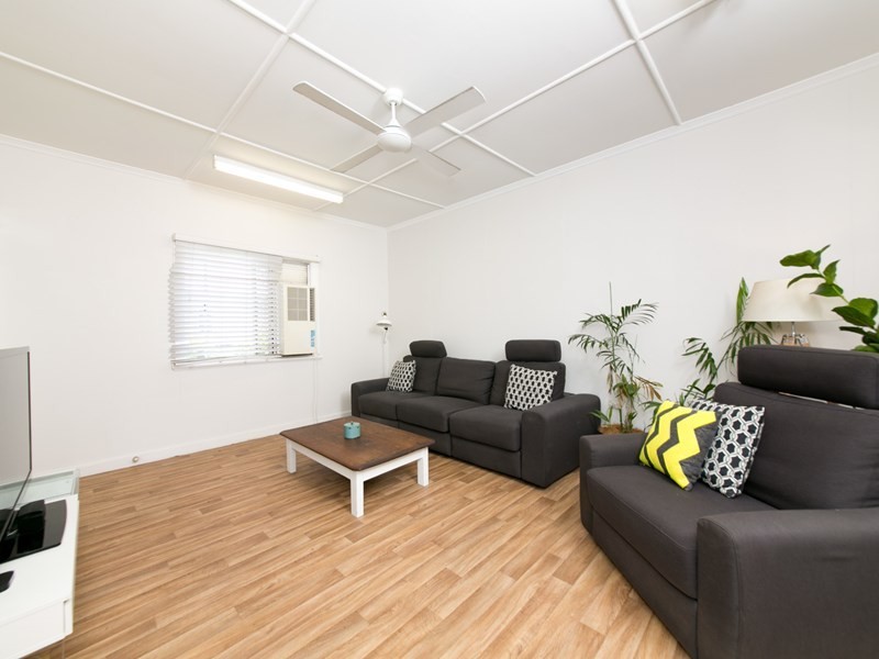 9 Clare Road, Rocklea QLD 4106