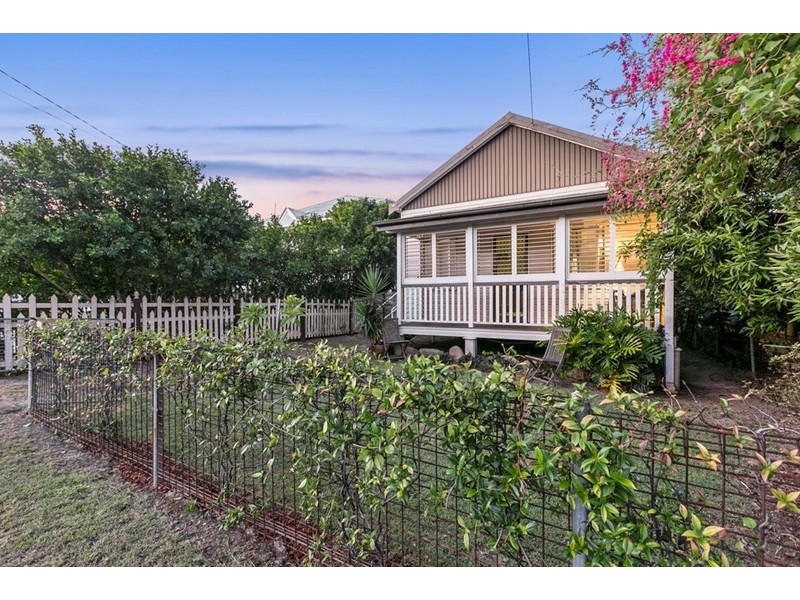 31 Waterview Avenue, Wynnum QLD 4178