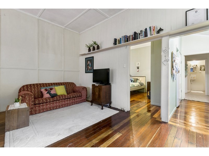 31 Waterview Avenue, Wynnum QLD 4178