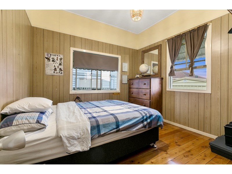 31 Waterview Avenue, Wynnum QLD 4178