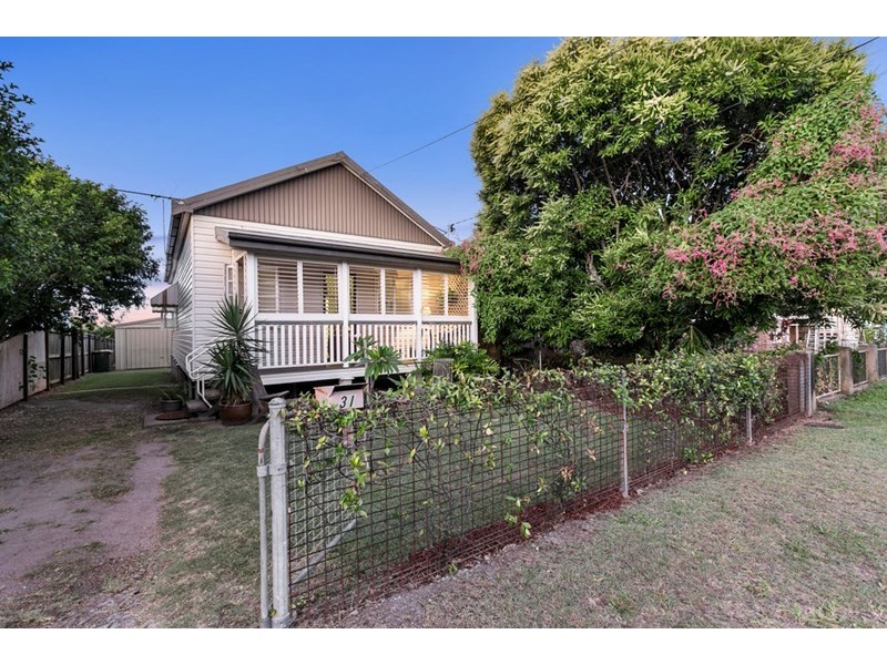 31 Waterview Avenue, Wynnum QLD 4178