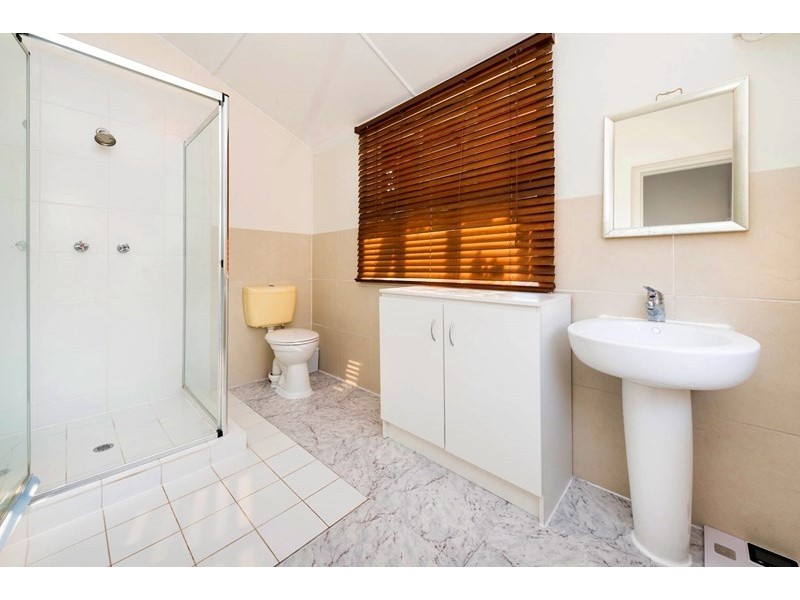 30 Flower Street, Woolloongabba QLD 4102