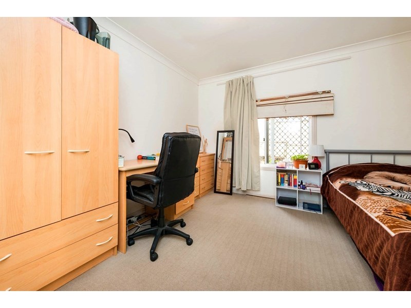 30 Flower Street, Woolloongabba QLD 4102