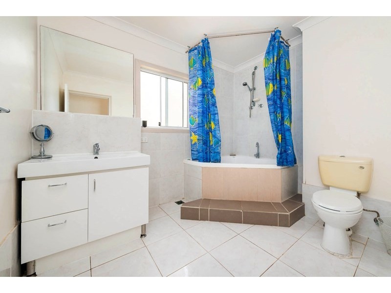 30 Flower Street, Woolloongabba QLD 4102