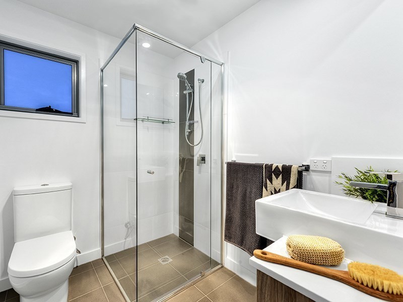 2/21 Pickwick Street, Cannon Hill QLD 4170